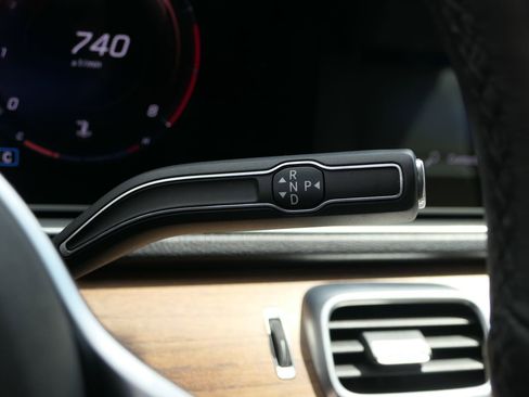 Used 2021 Mercedes-Benz GLE 350 4MATIC image 23