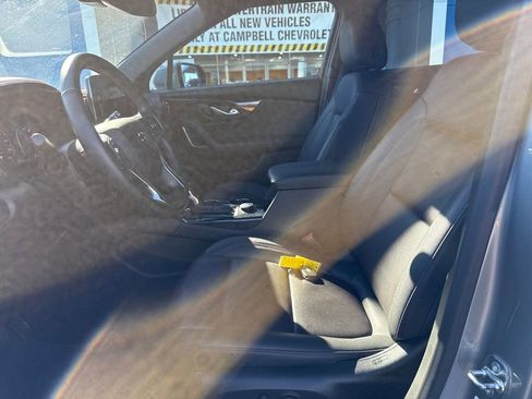 Used 2025 Chevrolet Blazer RS image 11