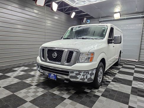 Used 2017 Nissan NV 3500 SL w/ Technology Package RWD image 36