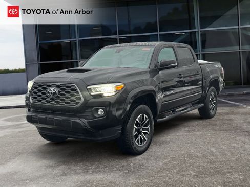 Used 2023 Toyota Tacoma TRD Sport image 7