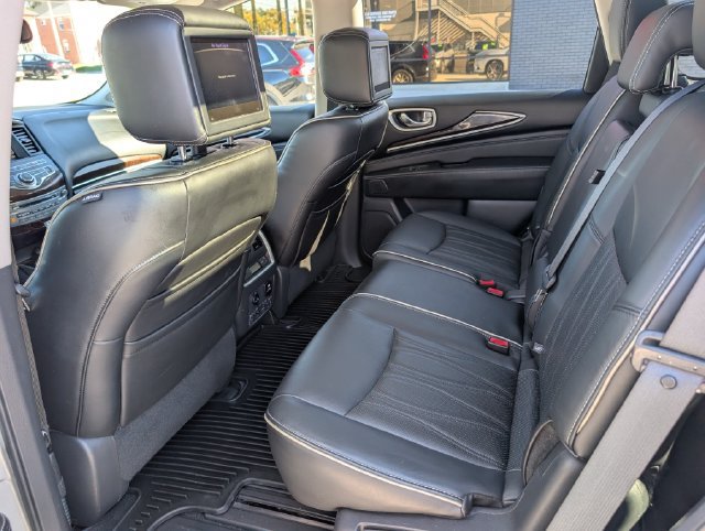 Used 2017 INFINITI QX60 FWD w/ Deluxe Technology Package image 17