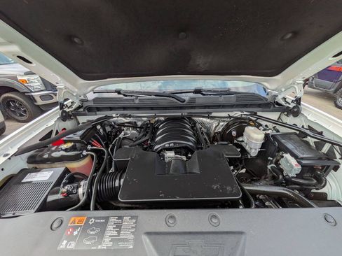 Used 2016 Chevrolet Silverado 1500 W/T w/ Chrome Bumper Package AWD/4WD image 25