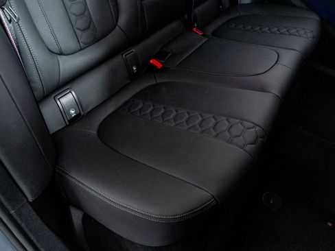 Used 2025 BMW X6 M Competition w/ Executive Package image 33