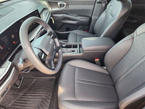 New 2026 Kia Sorento S image 9