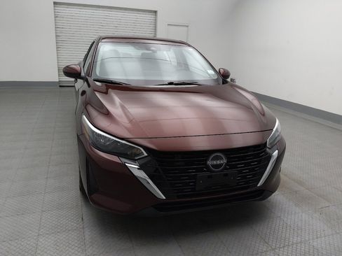 Used 2025 Nissan Sentra SV FWD image 14
