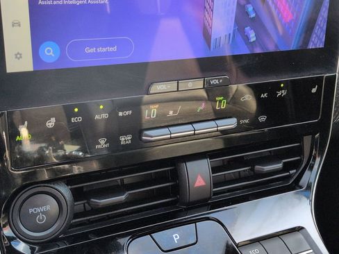 Used 2024 Toyota bZ4X XLE w/ Weather Package image 32