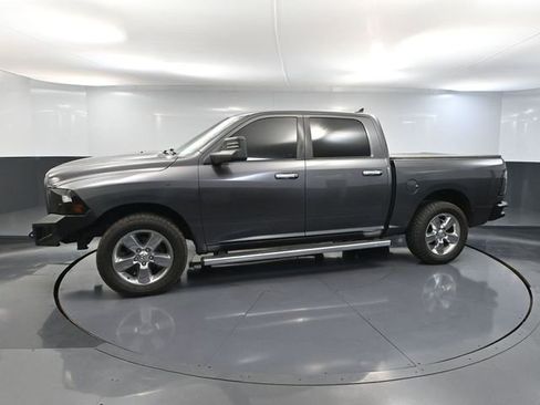 Used 2018 RAM 1500 Big Horn AWD/4WD image 11