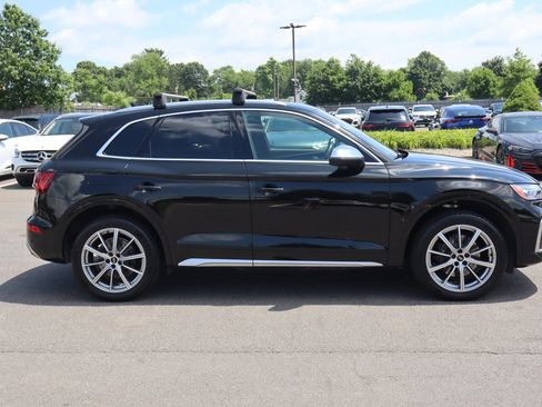 Used 2022 Audi SQ5 Premium Plus w/ Premium Plus Package AWD/4WD image 4