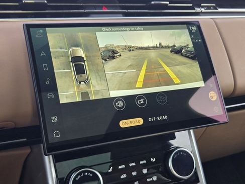 Certified 2023 Land Rover Range Rover SE image 14