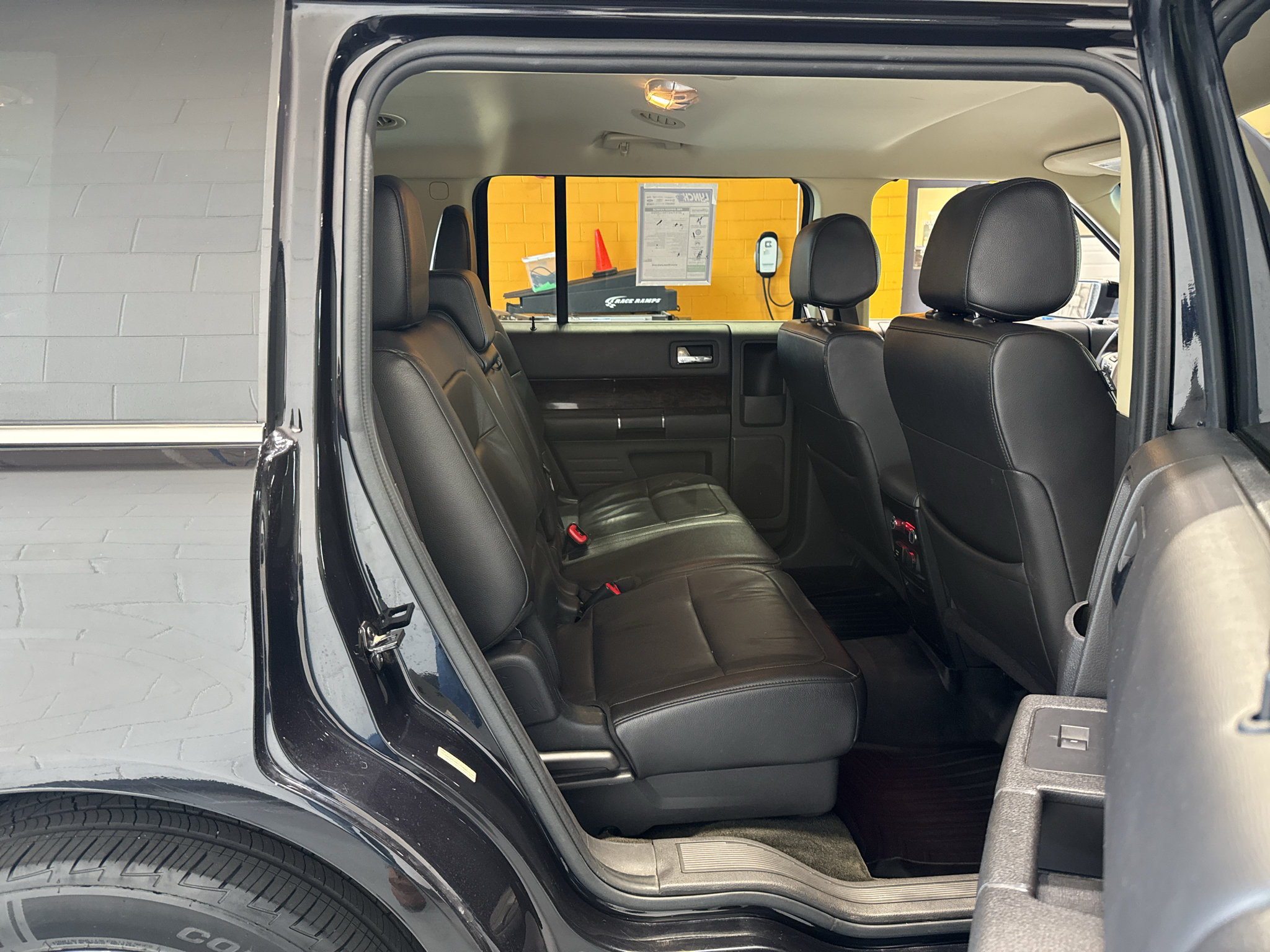 Used 2019 Ford Flex Limited AWD/4WD image 20