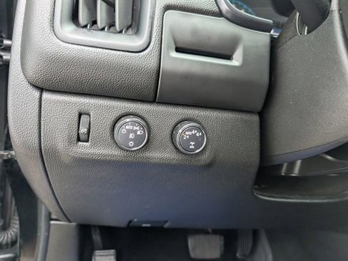 Used 2018 Chevrolet Colorado LT image 10