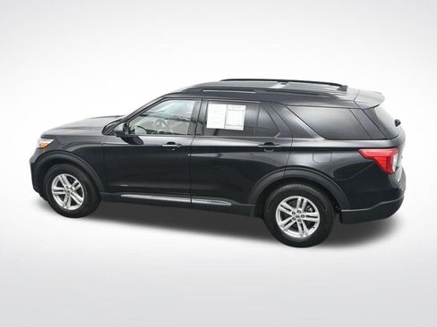 Used 2024 Ford Explorer XLT w/ Equipment Group 202A image 31