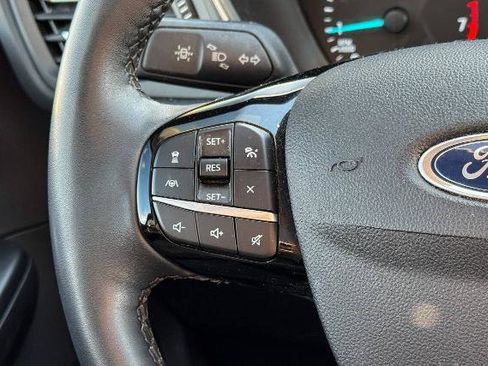 Certified 2022 Ford Escape SEL image 27