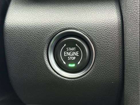 New 2026 GMC Acadia Denali w/ Super Cruise Package image 23