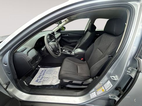 Certified 2024 Honda Accord LX image 9