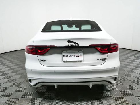 Used 2022 Jaguar XF R-Dynamic SE AWD/4WD image 28