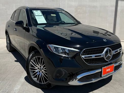 Used 2025 Mercedes-Benz GLC 300 image 1