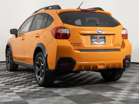 Used 2015 Subaru Crosstrek 2.0i Limited w/ Popular Package #2 image 5