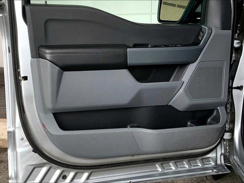 Used 2023 Ford F150 XLT image 37