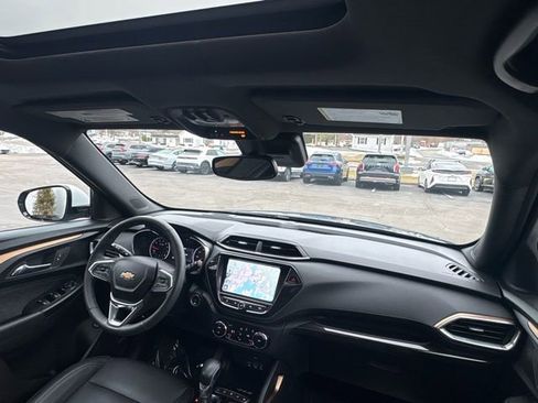 Used 2022 Chevrolet TrailBlazer ACTIV w/ Sun and Liftgate Package image 25