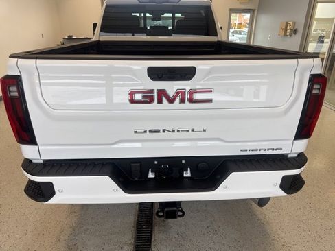 New 2026 GMC Sierra 3500 Denali w/ Technology Package image 12