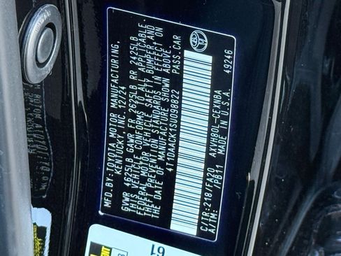 Used 2025 Toyota Camry LE image 29