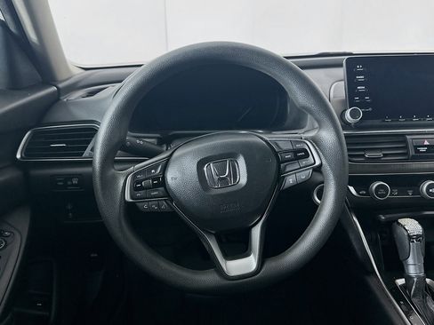 Used 2020 Honda Accord LX image 17