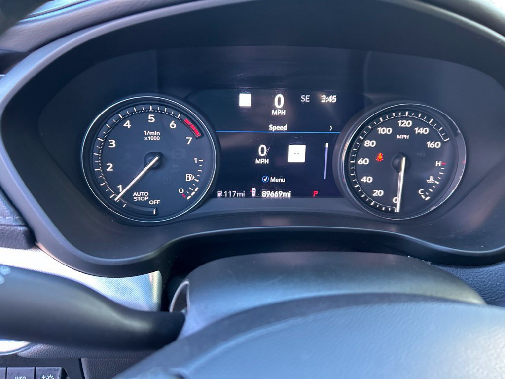 Used 2019 Cadillac XT4 Premium Luxury FWD image 16