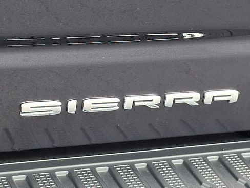 Used 2024 GMC Sierra 1500 Denali w/ Denali Reserve Package AWD/4WD image 31