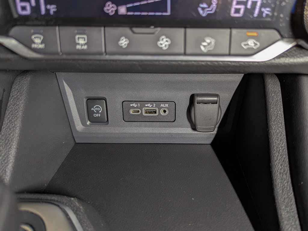 Used 2024 Nissan Sentra SR w/ SR Premium Package FWD image 26