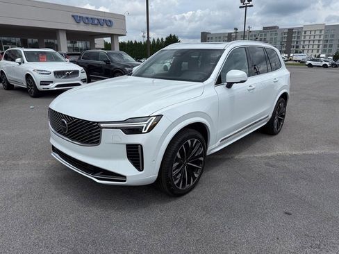 New 2025 Volvo XC90 B6 Plus w/ Protection Package Premier image 7