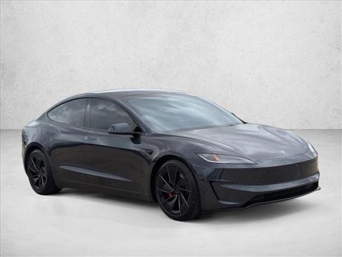 Used 2024 Tesla Model 3 Performance image 3