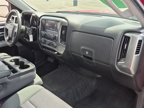 Used 2018 Chevrolet Silverado 1500 LT w/ All Star Edition AWD/4WD image 27