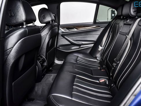 Used 2023 BMW 530e xDrive image 21