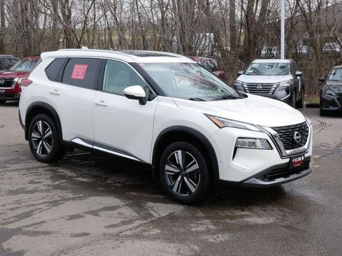 Certified 2023 Nissan Rogue SL w/ SL Premium Package image 1