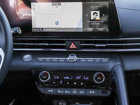 New 2026 Hyundai Elantra Limited FWD image 15