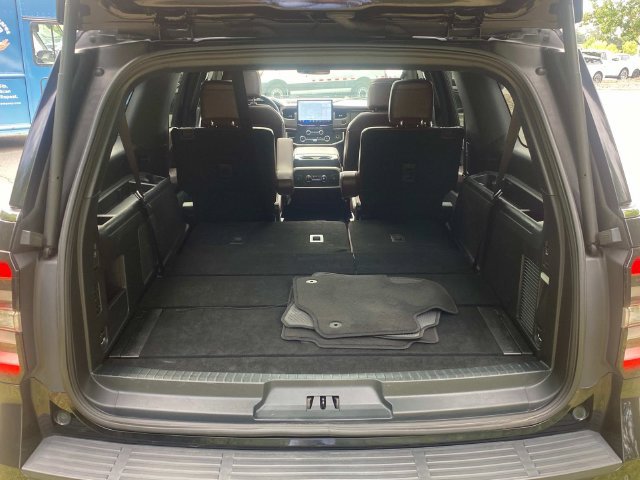 Used 2024 Ford Expedition Max Limited AWD/4WD image 30