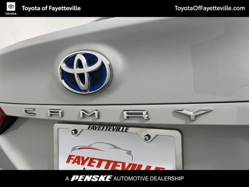 Used 2024 Toyota Camry LE image 9