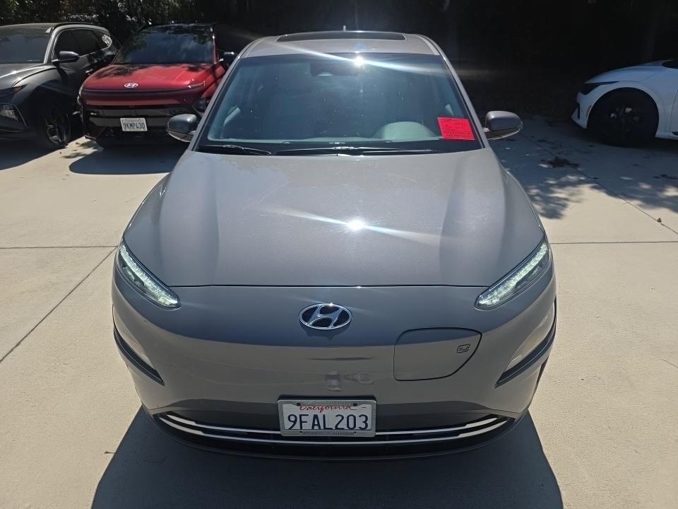 Used 2023 Hyundai Kona SEL w/ Cargo Package FWD image 2