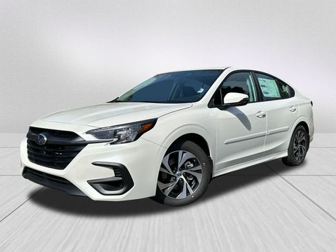 Used 2025 Subaru Legacy Premium AWD/4WD image 1