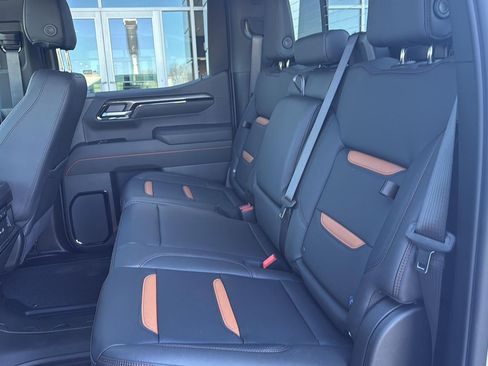 New 2026 GMC Sierra 1500 AT4 w/ AT4 Premium Package AWD/4WD image 14