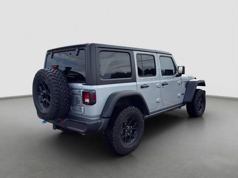 Used 2024 Jeep Wrangler Unlimited AWD/4WD image 6