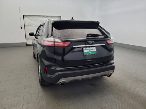 Used 2019 Ford Edge Titanium AWD/4WD image 6