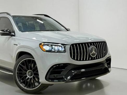 Used 2025 Mercedes-Benz GLS 63 AMG 4MATIC image 6