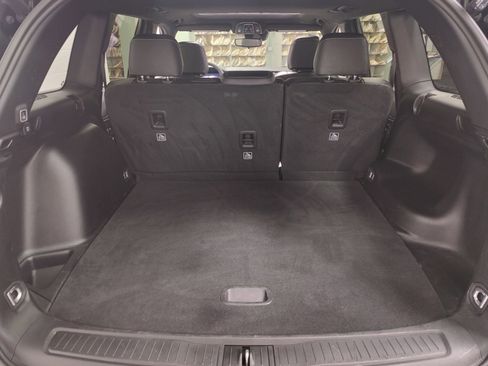 Used 2024 Jeep Grand Cherokee Altitude image 16