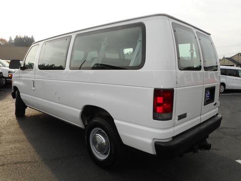 Used 2002 Ford E-350 and Econoline 350 XL image 7