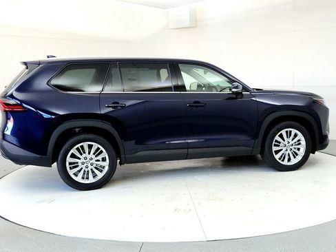 New 2026 Toyota Grand Highlander AWD image 6
