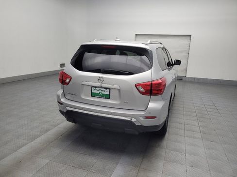 Used 2020 Nissan Pathfinder SL image 7