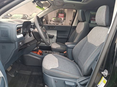 Used 2022 Ford Maverick XLT FWD image 14