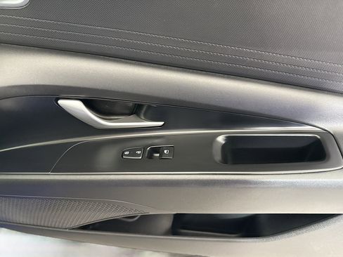 Used 2021 Hyundai Elantra SEL image 31